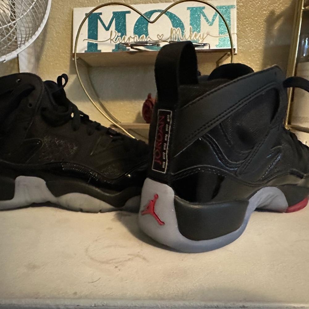 Jordan Black Sneakers